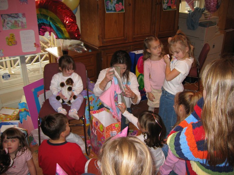 20041204 Jillian bday 48.JPG